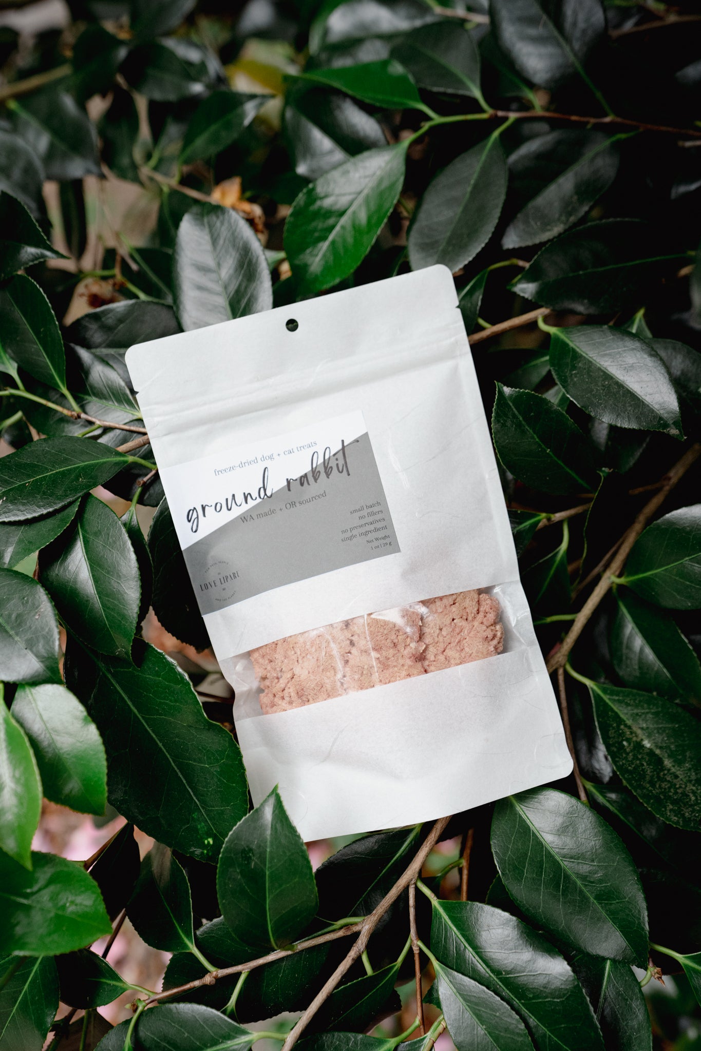 BUTCHERED GROUND RABBIT | Freeze-Dried Dog + Cat Treat