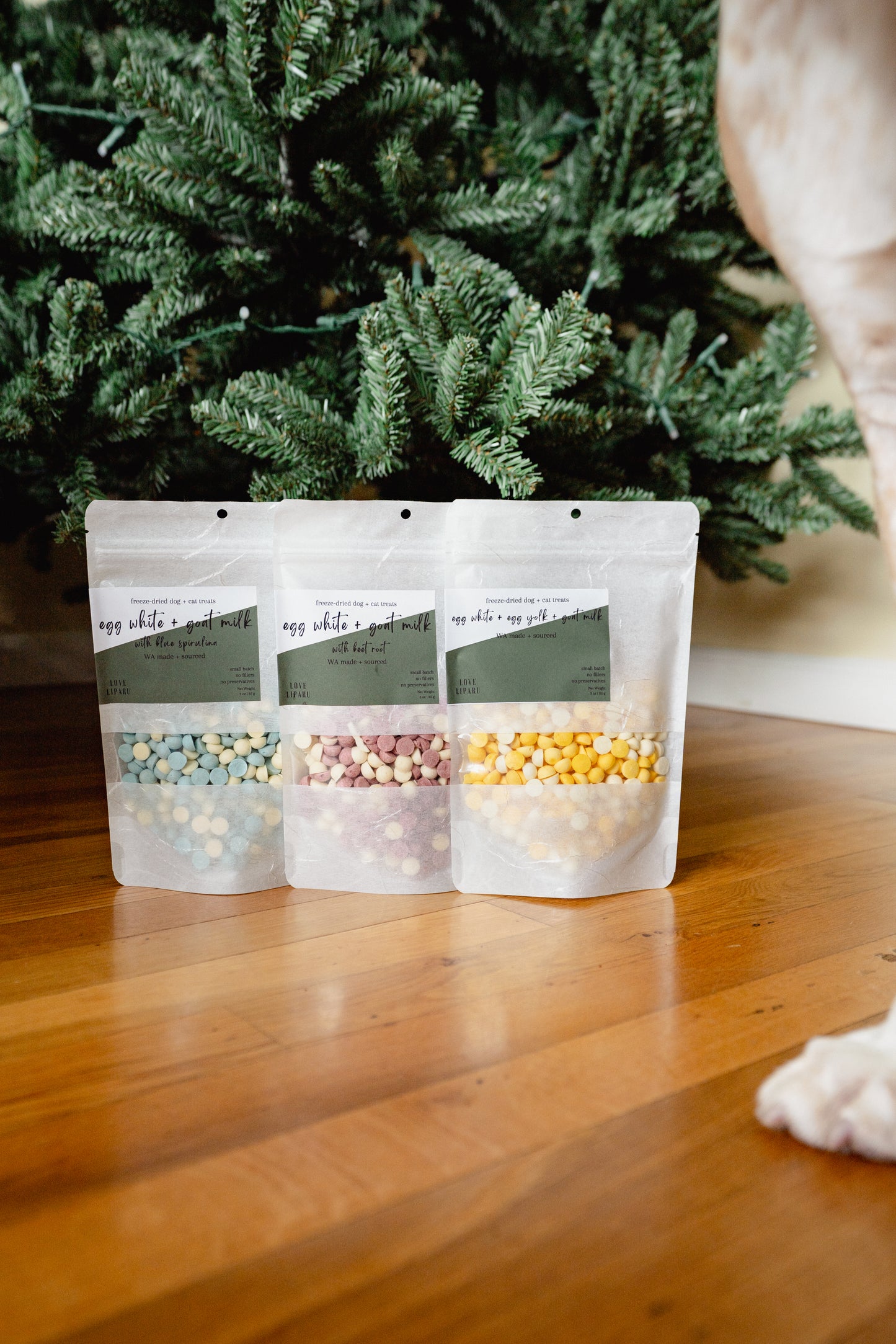 EGG AND GOAT MILK *holiday edition* | Freeze-Dried Dog + Cat Treat