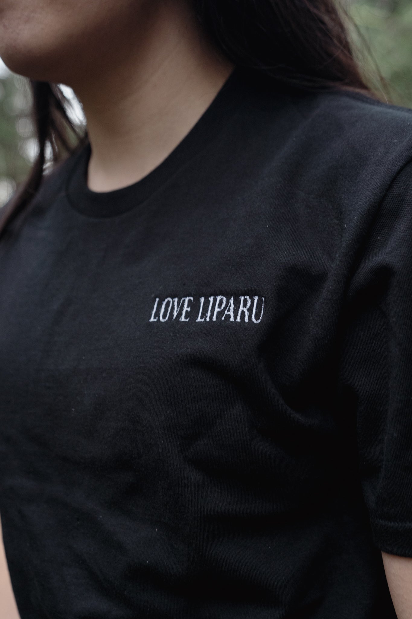 LOVE LIPARU | Tee