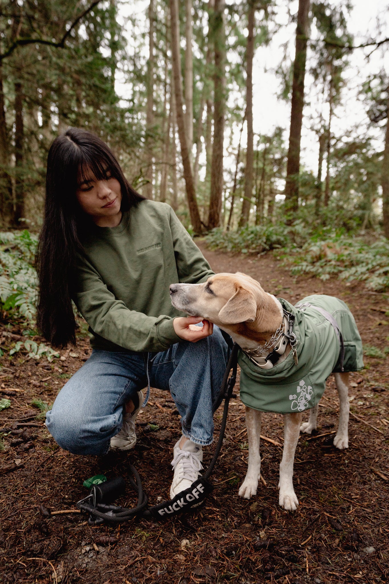 do not pet | Crewneck